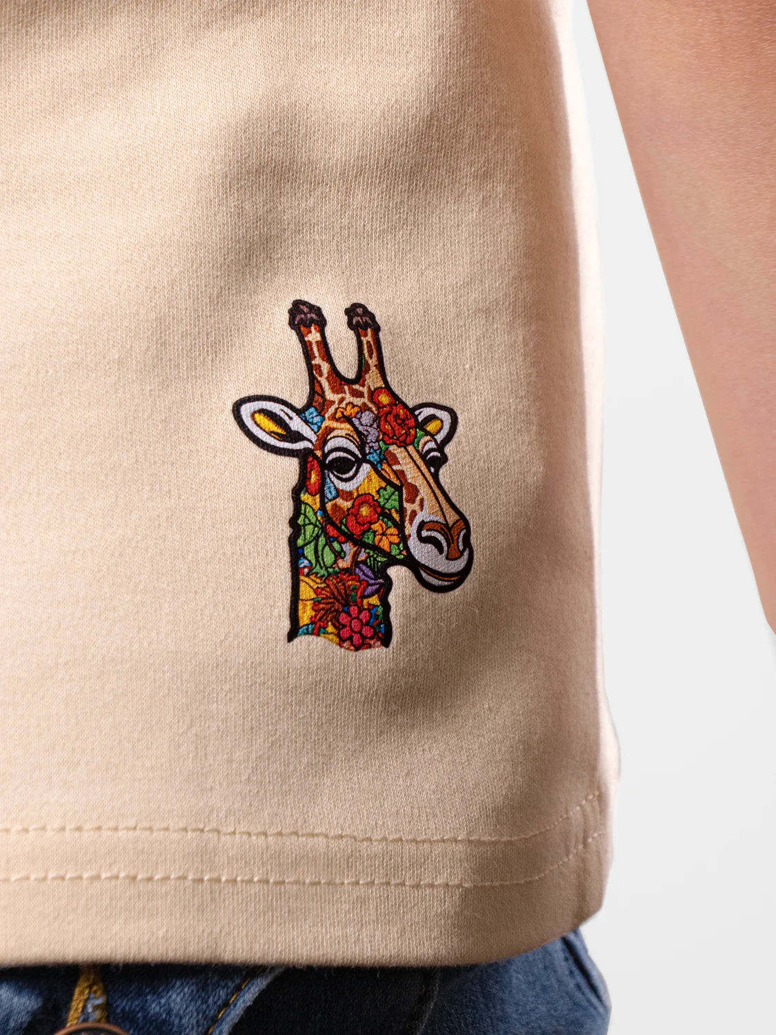 Superflat Giraffe Art Perfect Beige T-shirt